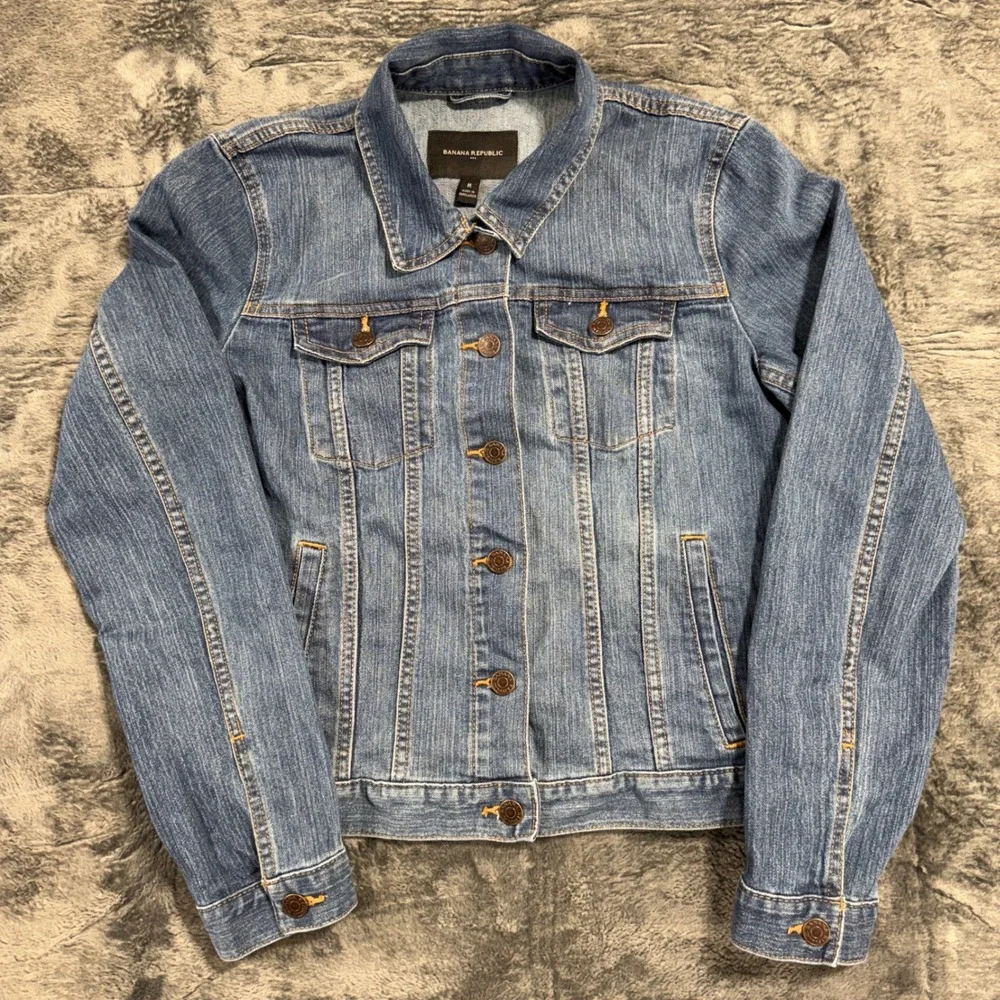 Banana Republic Mens Medium Wash Denim Jacket‎ S/256371 FA21 Blue Size M
